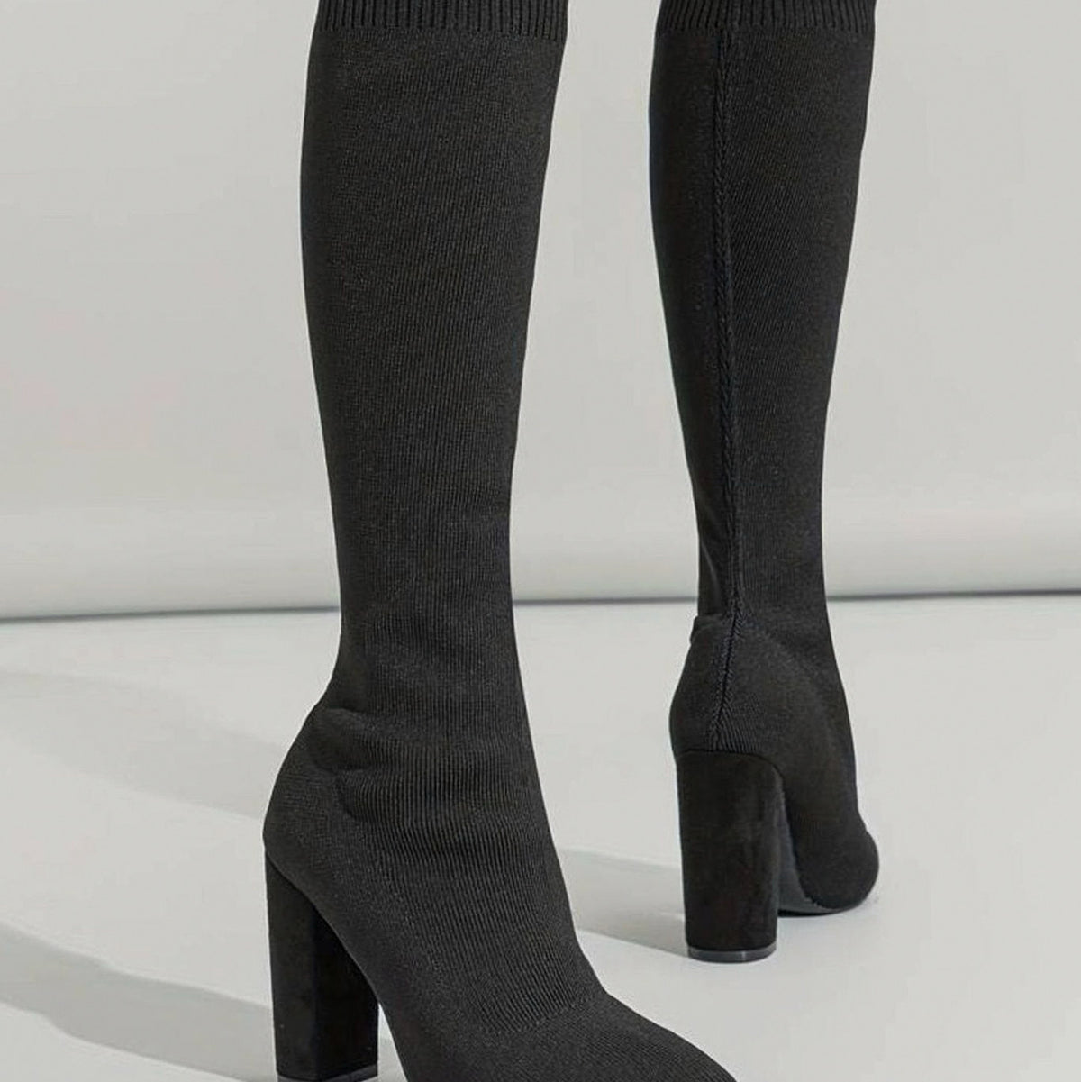 Pointed Toe Block Heel Knit Boots